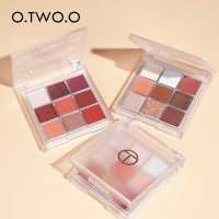 O.TWO.O 9 COLOR LOVEMARK EYESHADOW